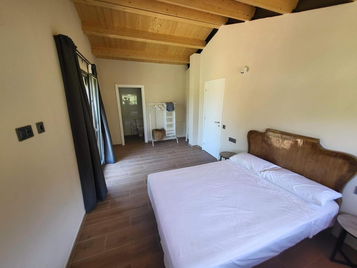 Ca N'Aliguer Guest House รีโปลล์ ภายนอก รูปภาพ