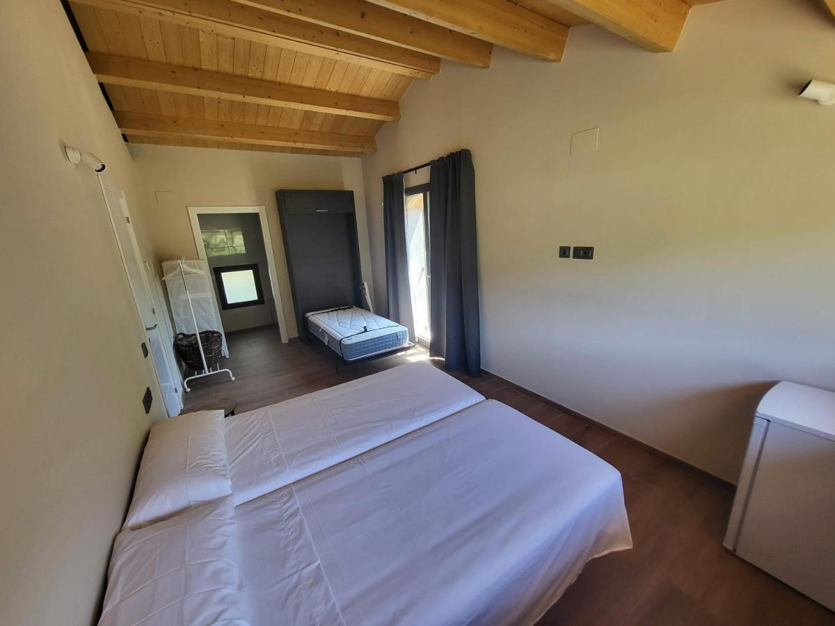 Ca N'Aliguer Guest House รีโปลล์ ภายนอก รูปภาพ